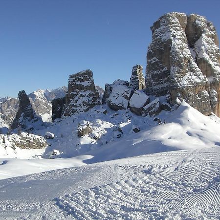 Villa Cristallino -Stayincortina Кортина-д'Ампеццо Экстерьер фото